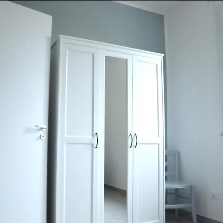 A Due Cento Passi Dal Mare